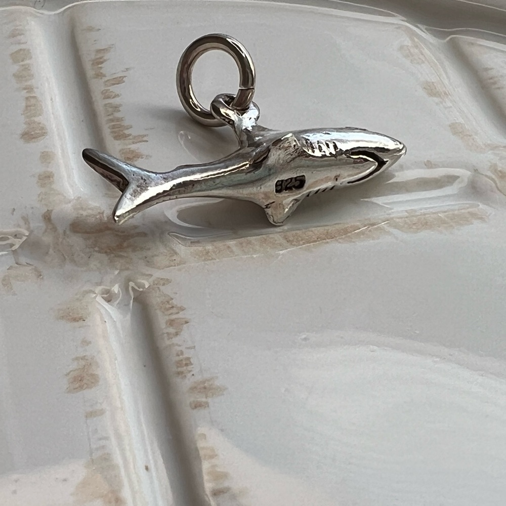 Shark Charm Pendant Vintage Sterling Silver 925 NOS - Picture 4 of 6